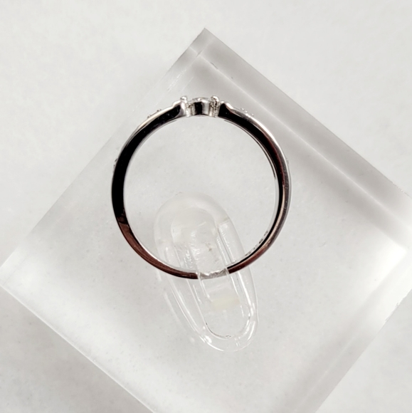 Delicate Sterling Silver Ring - Picture 8 of 12